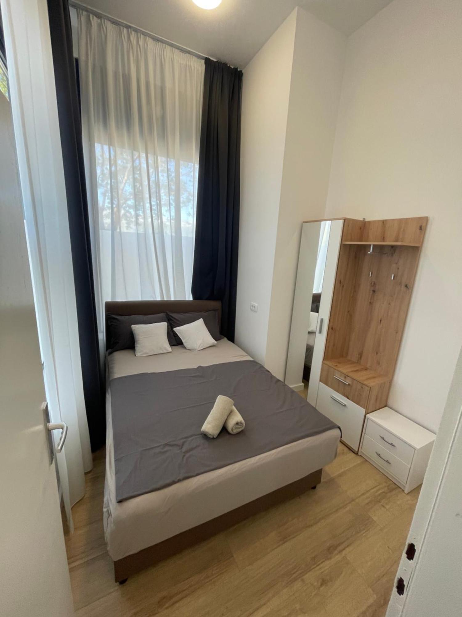 Apartamento Two Bedroom N Split