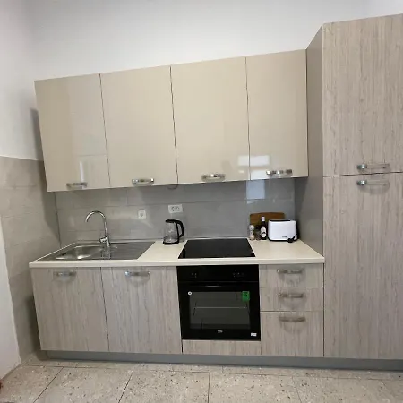 Two Bedroom Apartment N Split Exterior photo
